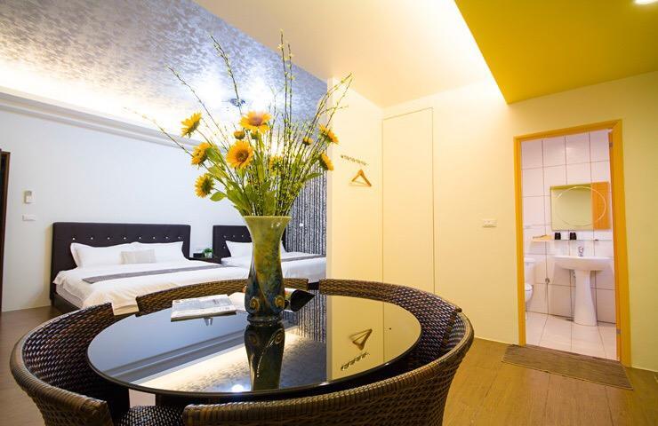Shui River B&B อู่เจี๋ย ภายนอก รูปภาพ