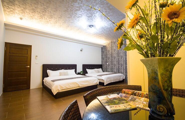 Shui River B&B อู่เจี๋ย ภายนอก รูปภาพ